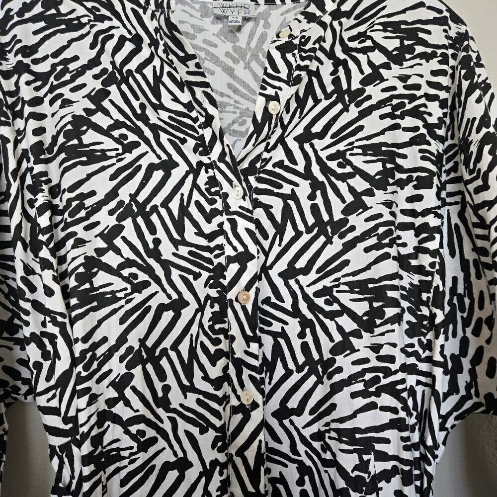 WKND WYFR Stylish Black & White Patterned Dress Long Puff Sleeves Size XS - Picture 3 of 10